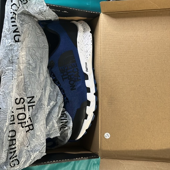 Mens shoes THE NORTH FACE SIZE 9 - Picture 5 of 7